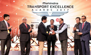 Mahindra Transport Excellence Award 2017 recognised Mr Rubal Jain in the category of ‘Young Entrepreneurs’
